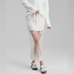 Floral Embroidered Overlay Maxi Skirt in Off-White